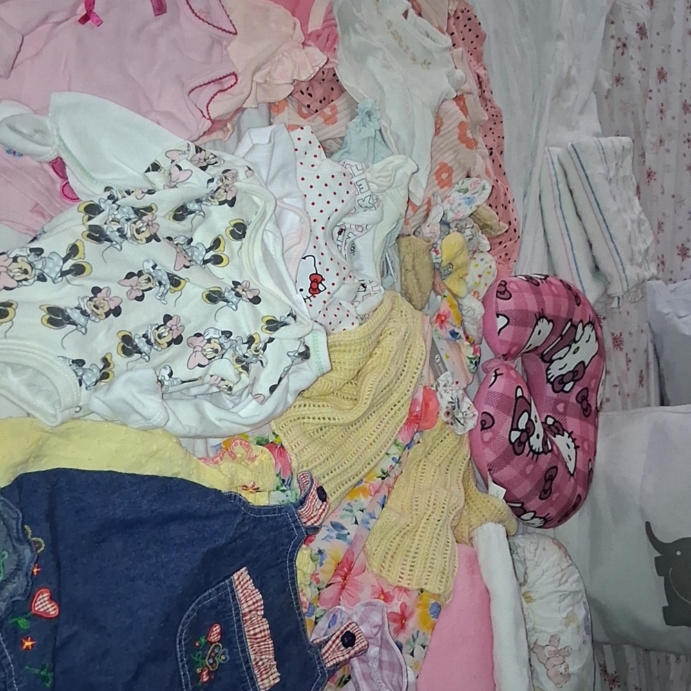 Disney Baby Girl, Winnie The Pooh, Hello Kitty, NB-24 MONTHS + MORE ACCESORIES♡